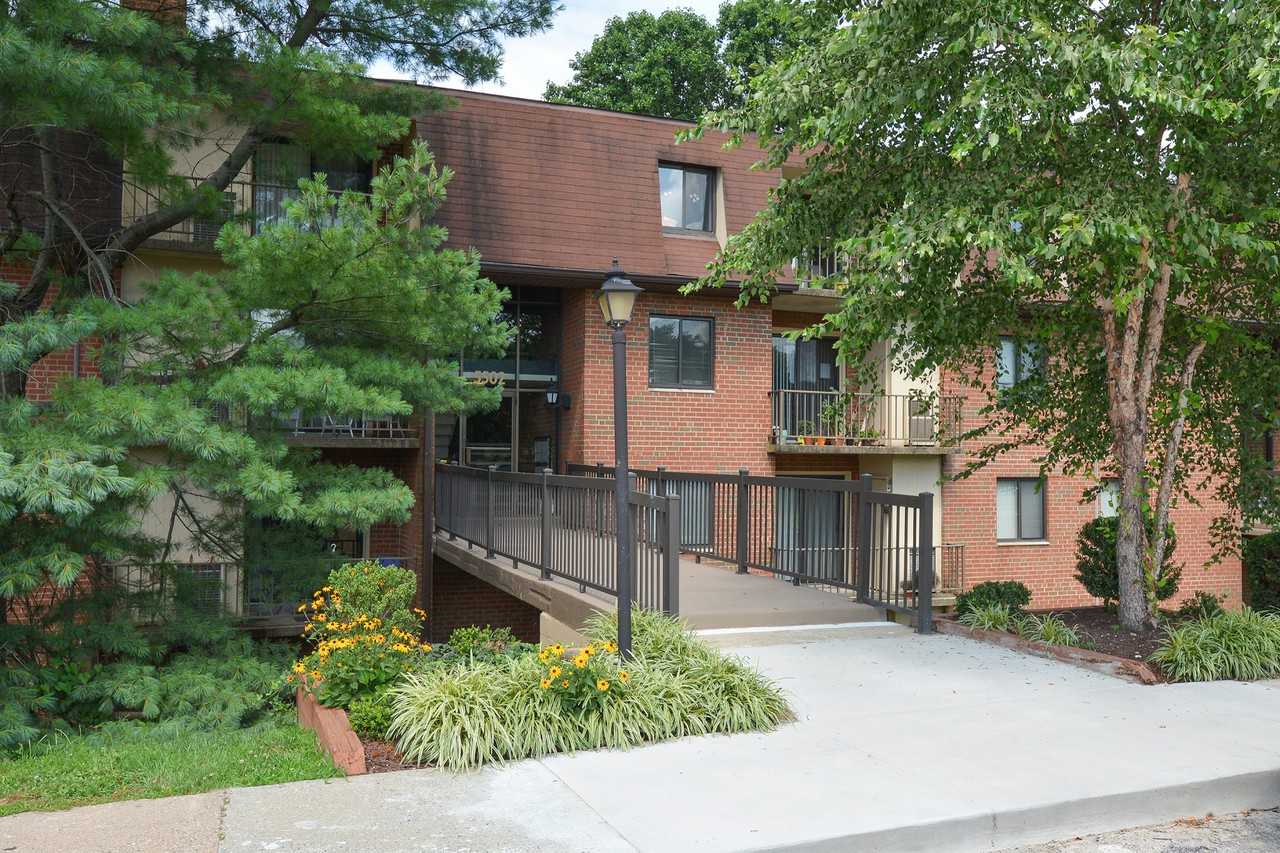 Fairway Park Apartments & Townhomes 5561 Limeric Cir, Wilmington, DE