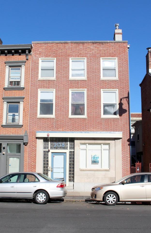 208 E Hanover StUnit 1 #1 - Photo 5 of 6