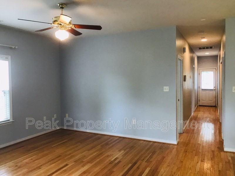 1903 Elmsmere Ave - Photo 2 of 16