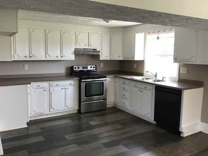 1208 E Royerton Rd - Photo 3 of 13