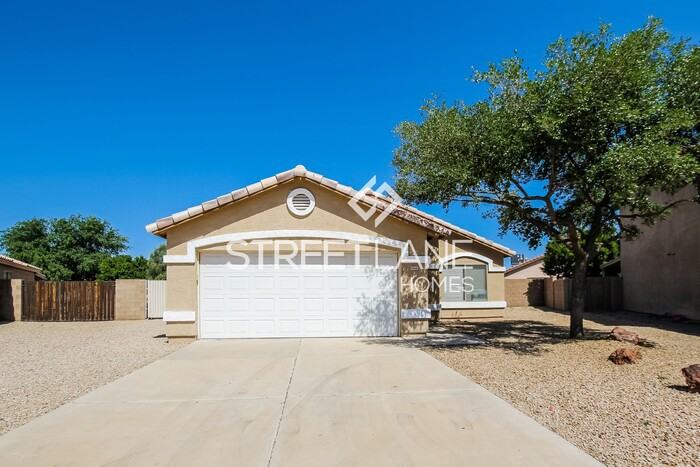 8568 W Sunnyslope Ln - Photo 2 of 14