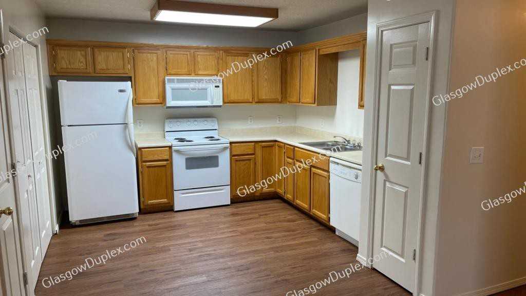 110 Olivia Dr Apt D - Photo 3 of 11