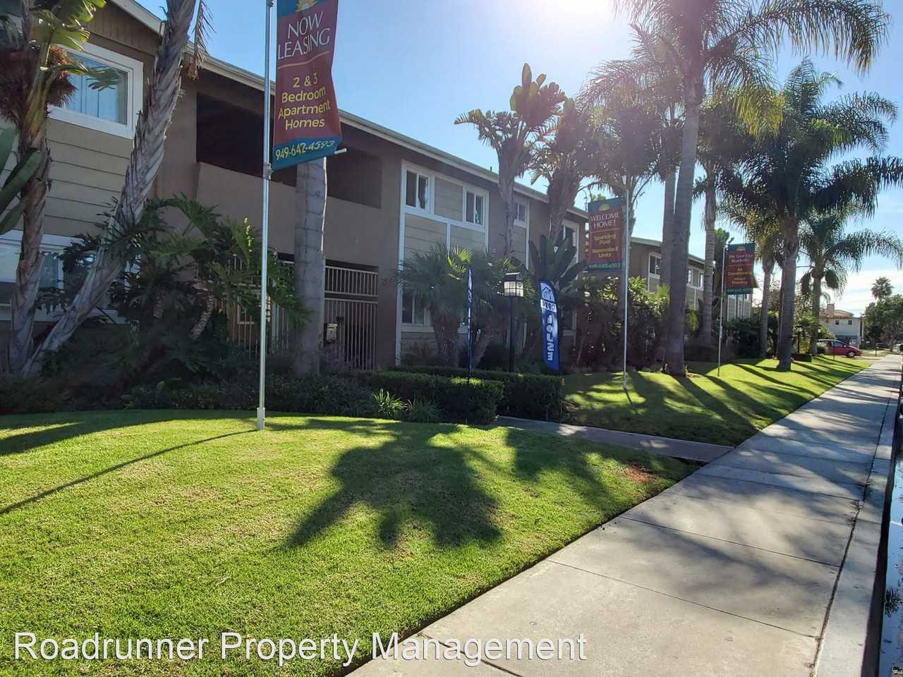 Maple Apartments Costa Mesa