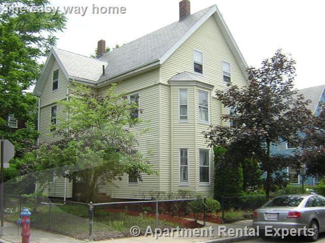 143 Orchard St #4 - Photo 6 of 7