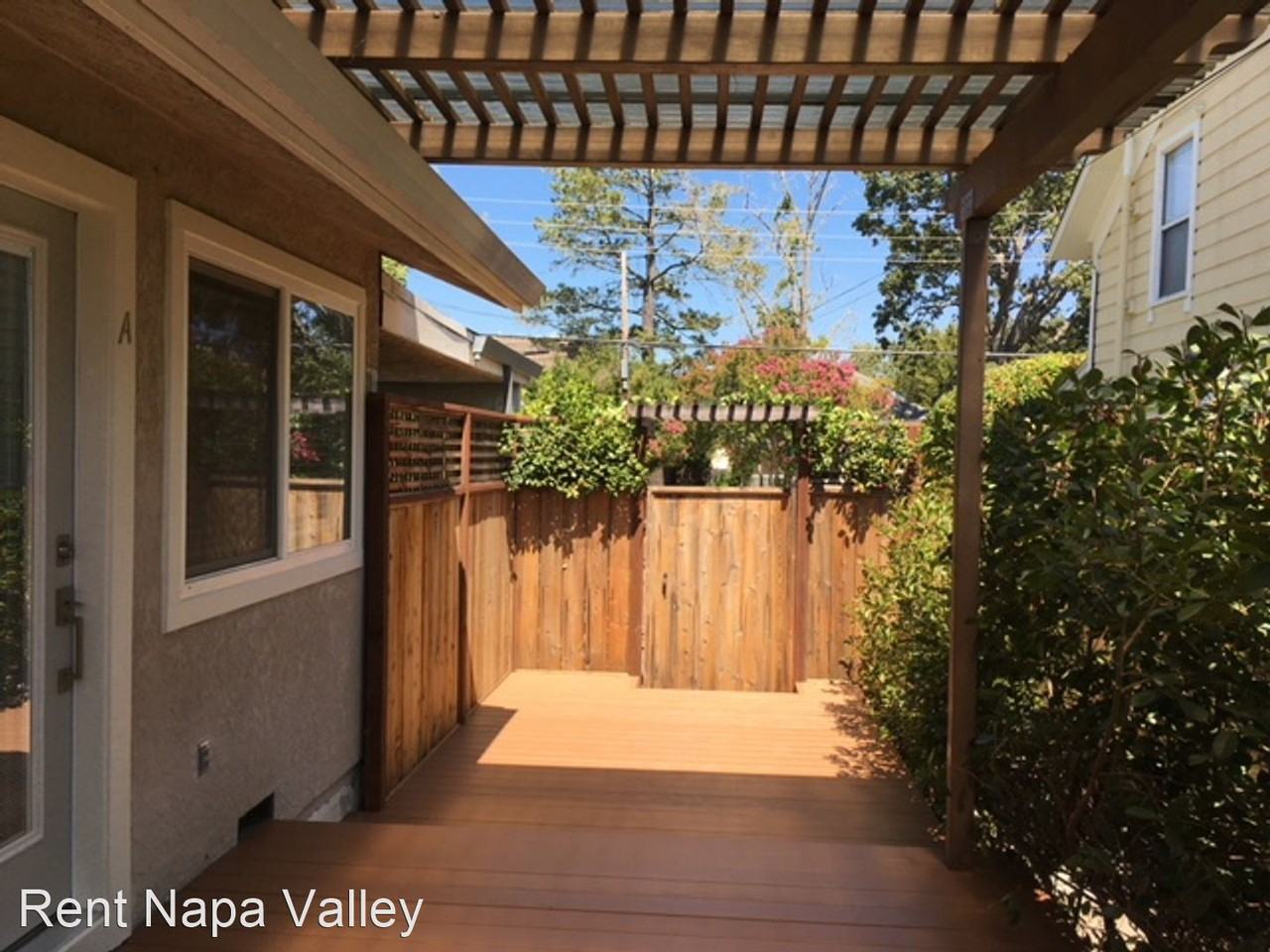 1145 Edwards St - Photo 3 of 14