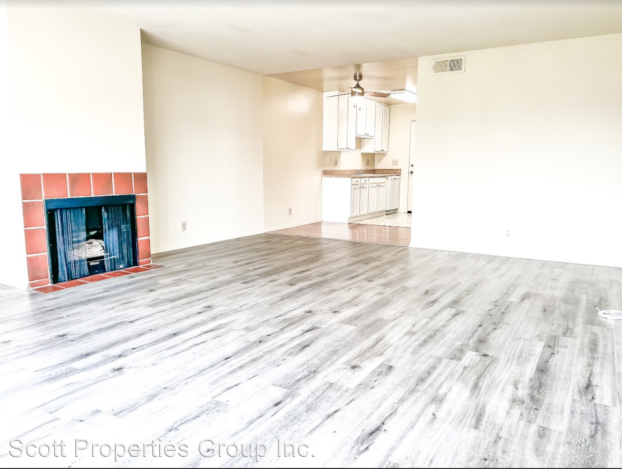 2415 Federal Ave - Photo 2 of 25