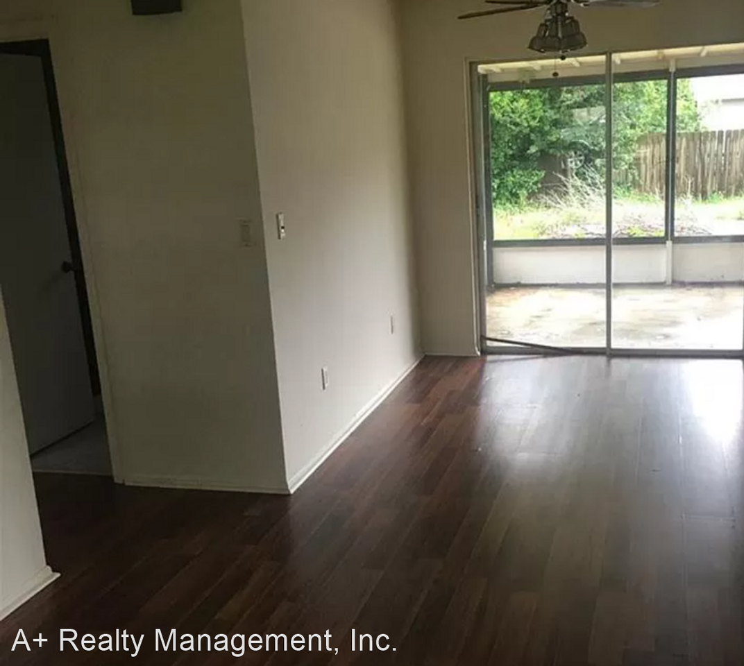 2131 W Greenway Pl - Photo 2 of 11