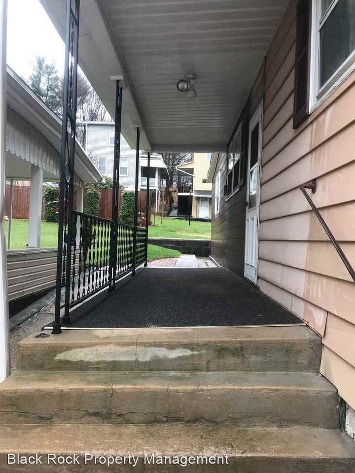 126 E High St - Photo 3 of 16