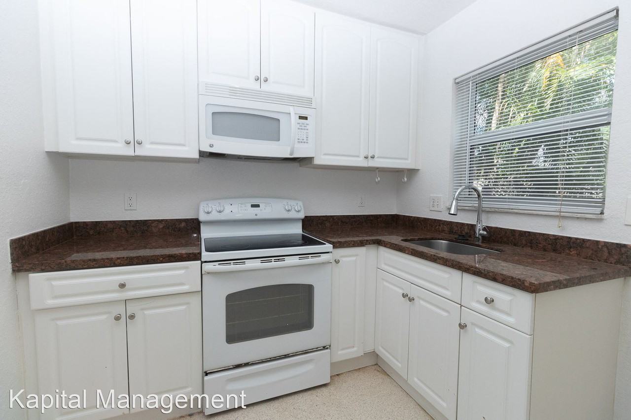 3260 NE 19th AVE - Photo 2 of 7