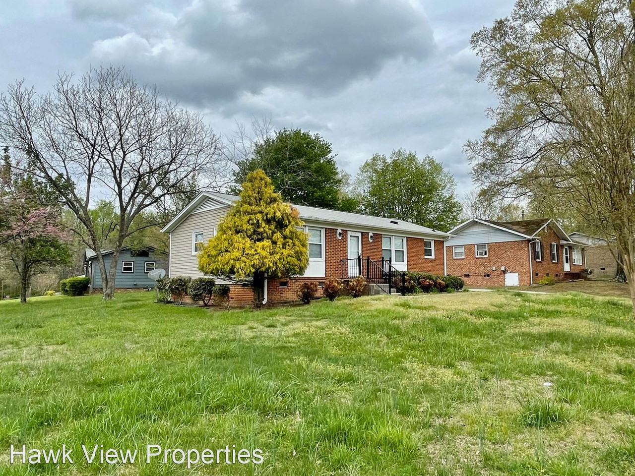 2401 Textile Dr - Photo 2 of 16