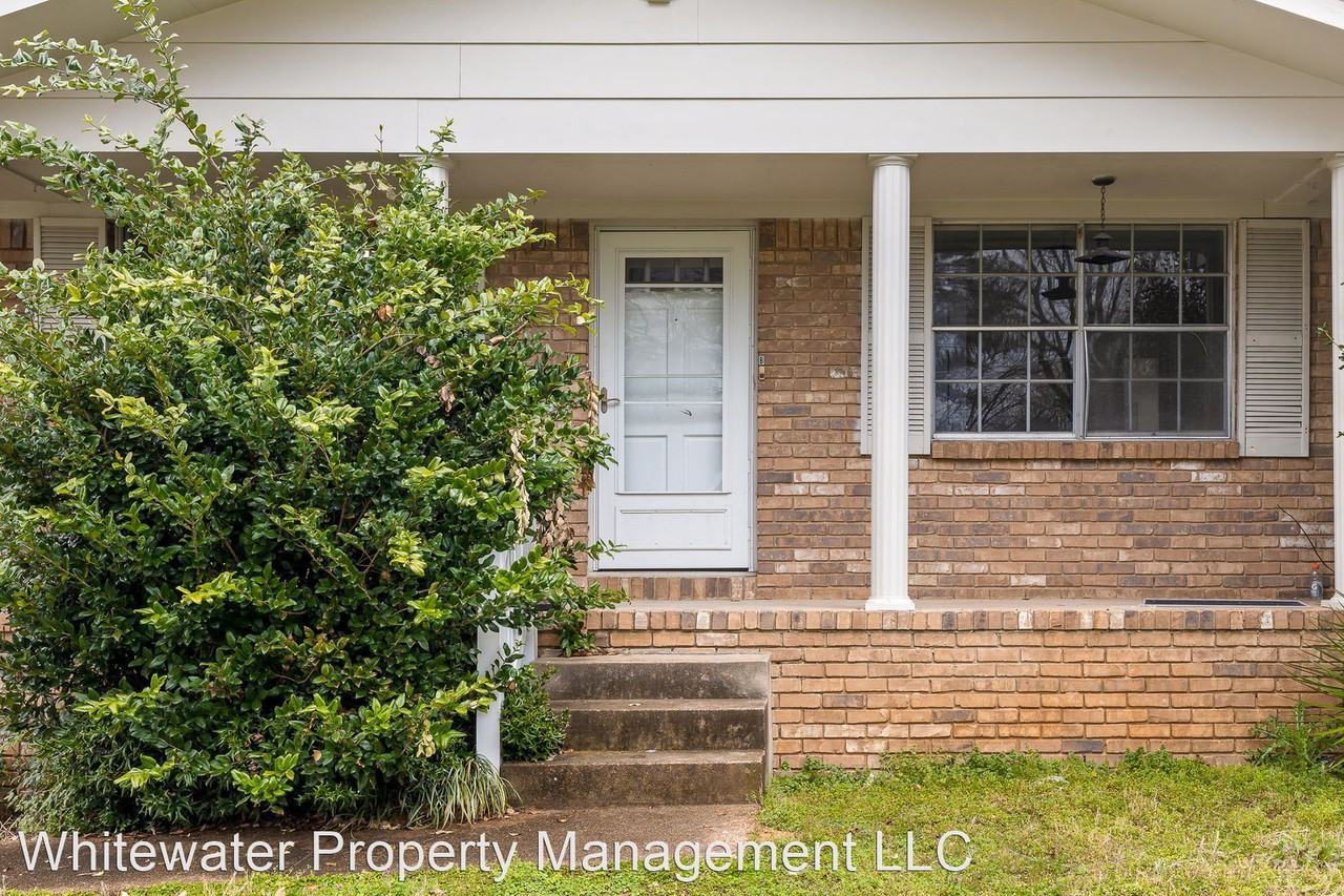 6923 Greenway Drive - Photo 3 of 21