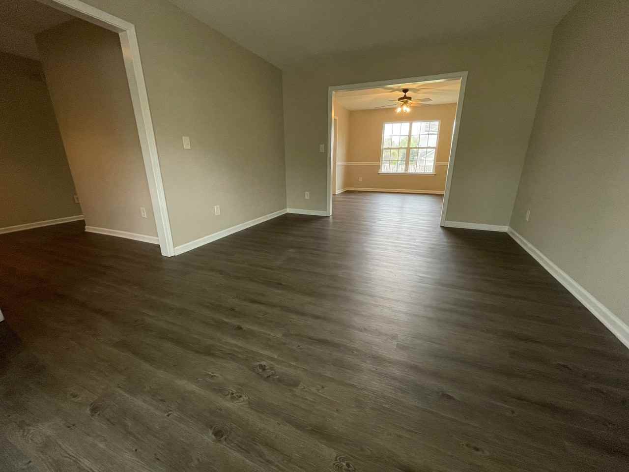 3635 Pauline Ln - Photo 5 of 35
