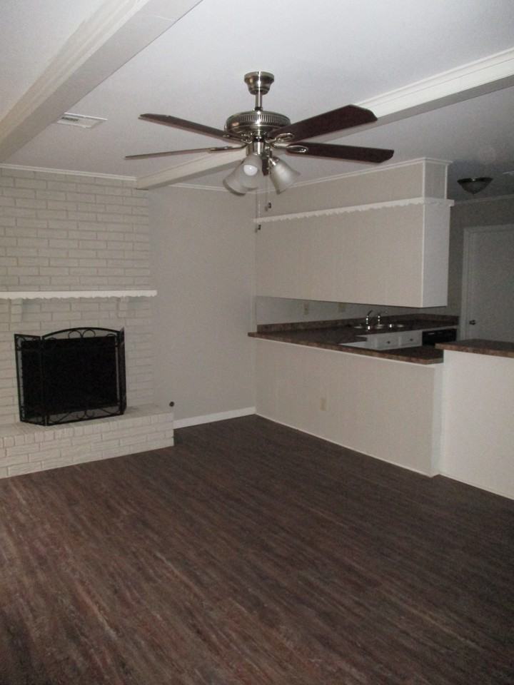 9406 E 37th Ct - Photo 3 of 13