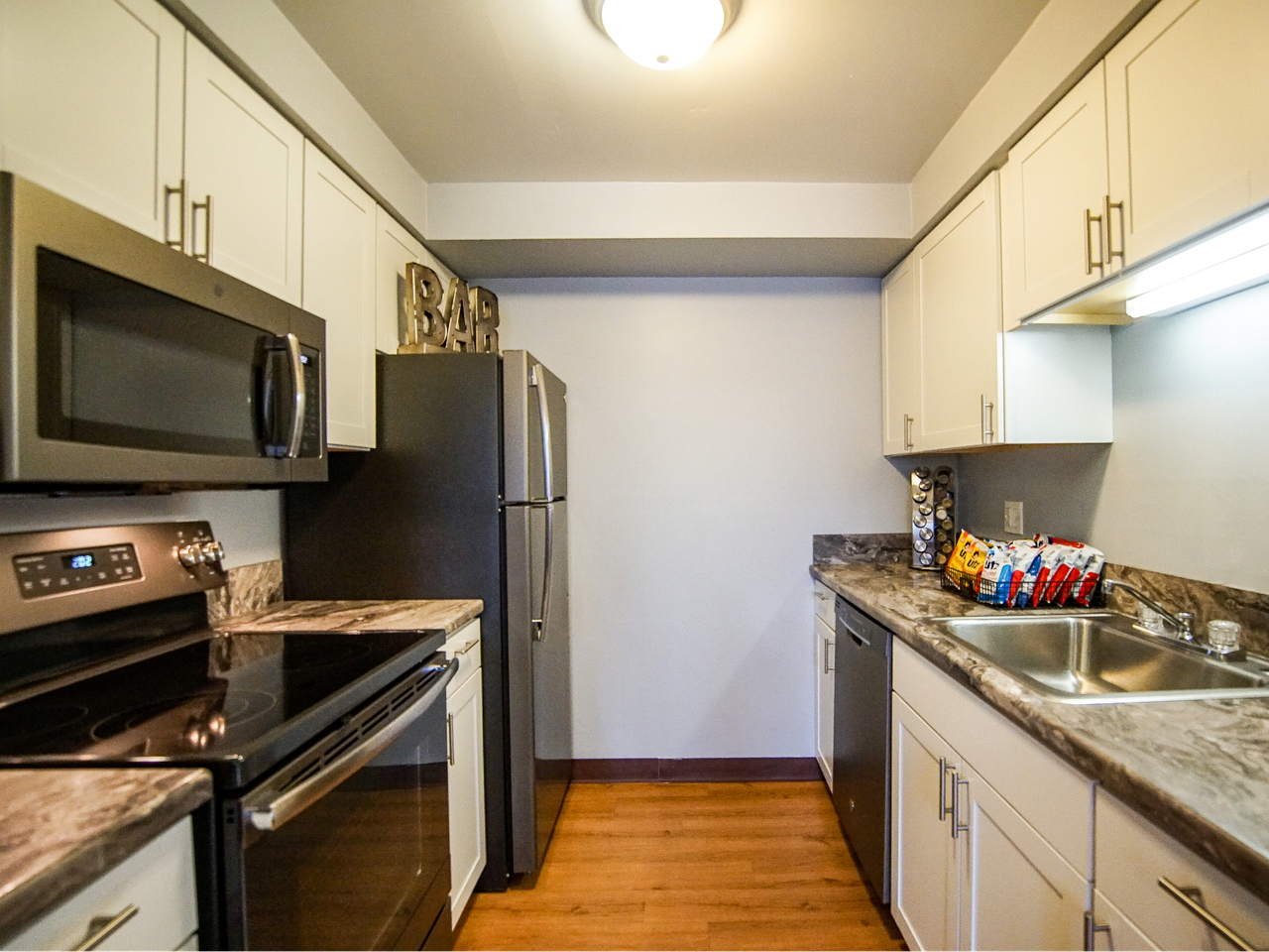 Colonie Apartments - Photo 2 of 38