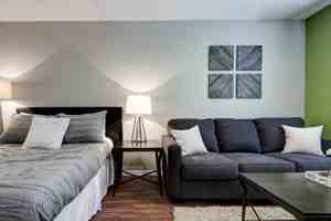 featured image of 934 934 and 940 E Webster St