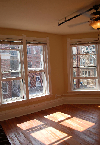 150 Langdon St - Photo 2 of 6