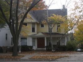 featured image of 715 E Gorham St