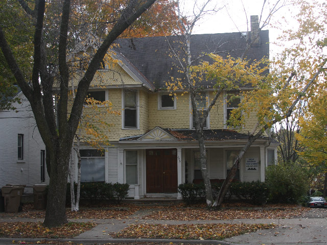 715 E Gorham St - Photo 2 of 8