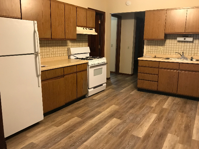 743 E Johnson - Photo 3 of 4