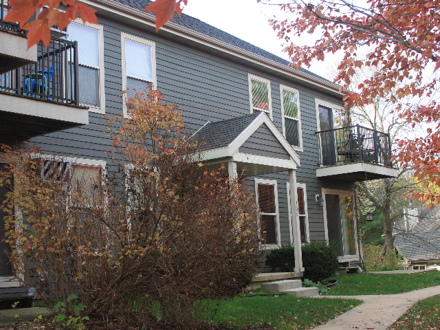 Settlers Woods - Photo 2 of 10