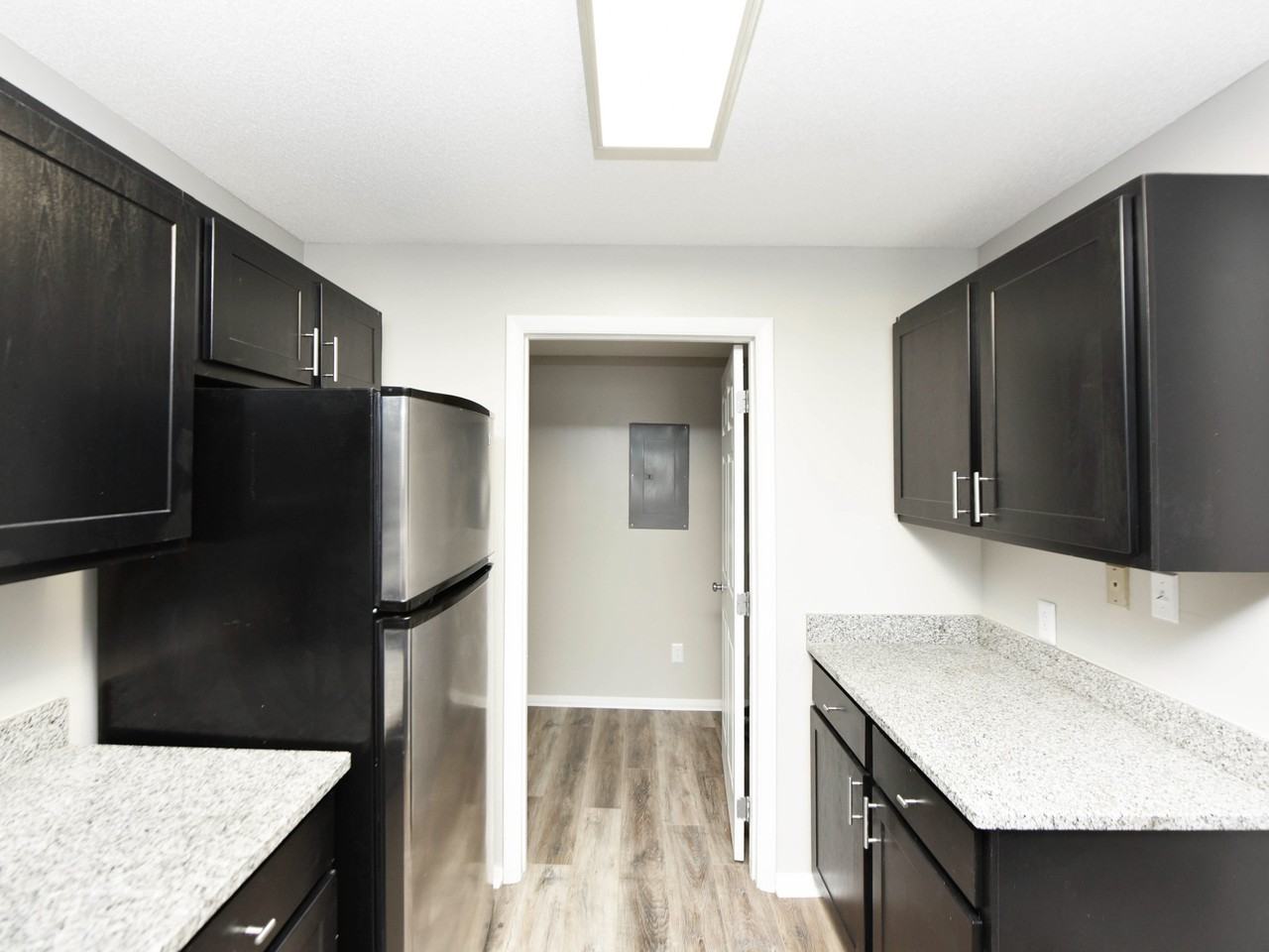 Riverset - Photo 4 of 50