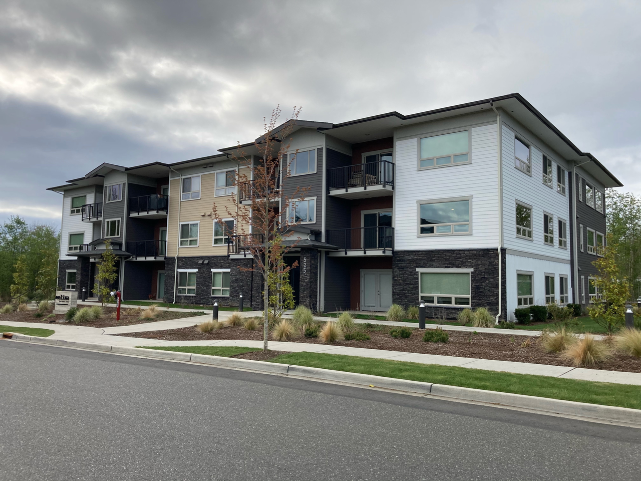 Eliza Apartments 525 Darby Dr, Bellingham, WA 98226 Zumper