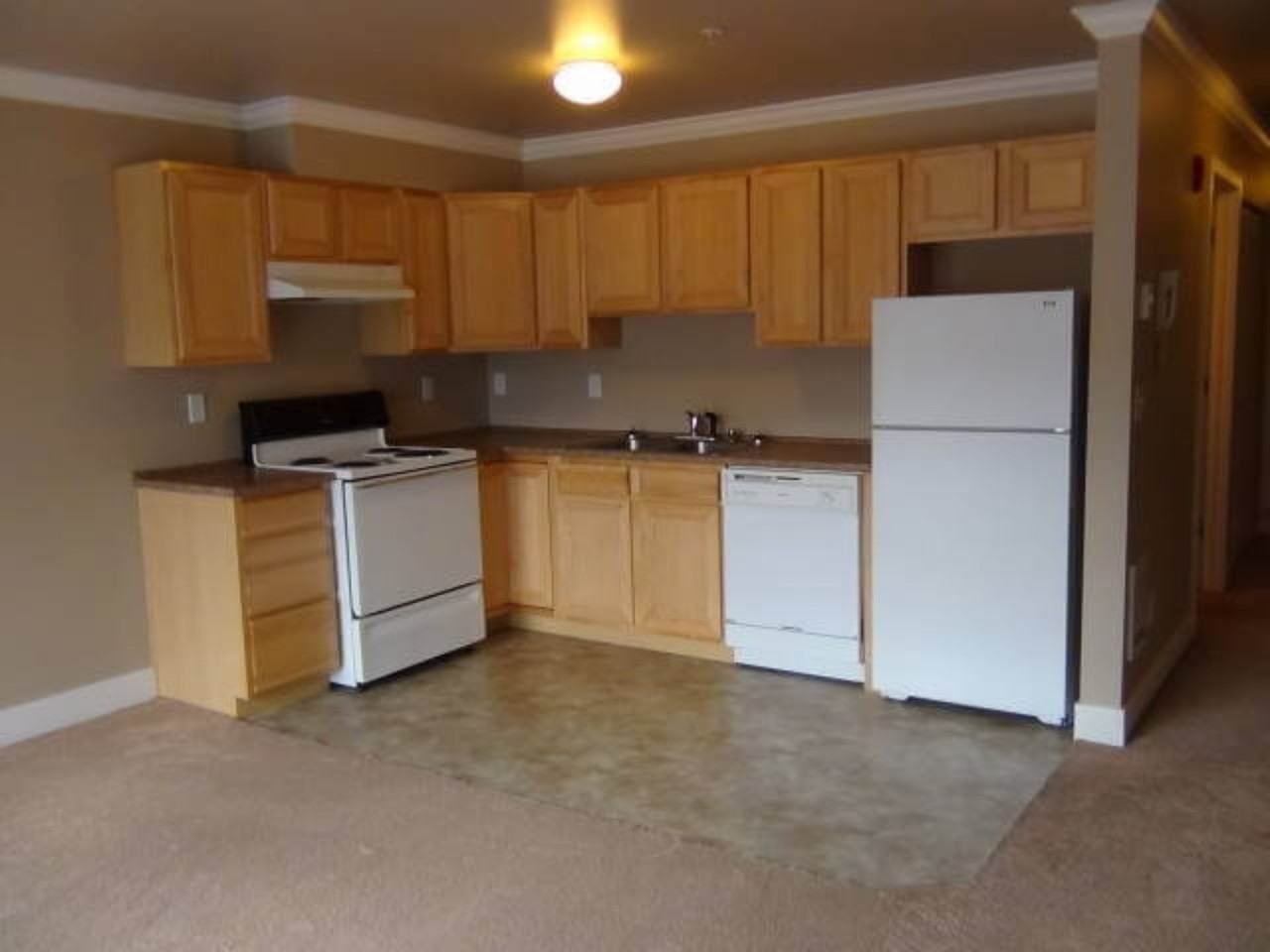 1001 N State #402 - Photo 2 of 9