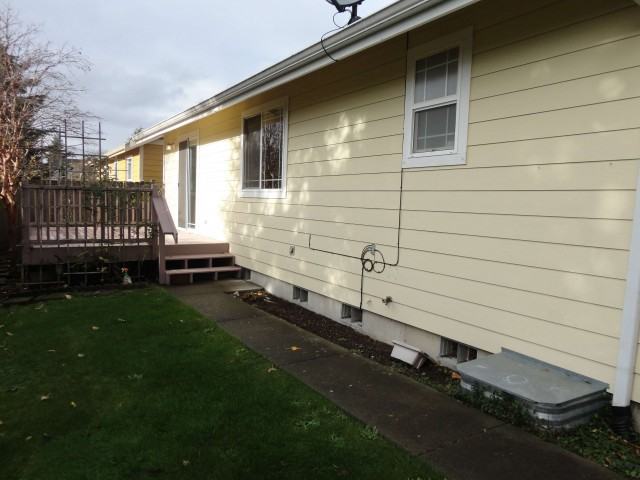 3026 Barkley Meadow - Photo 3 of 4