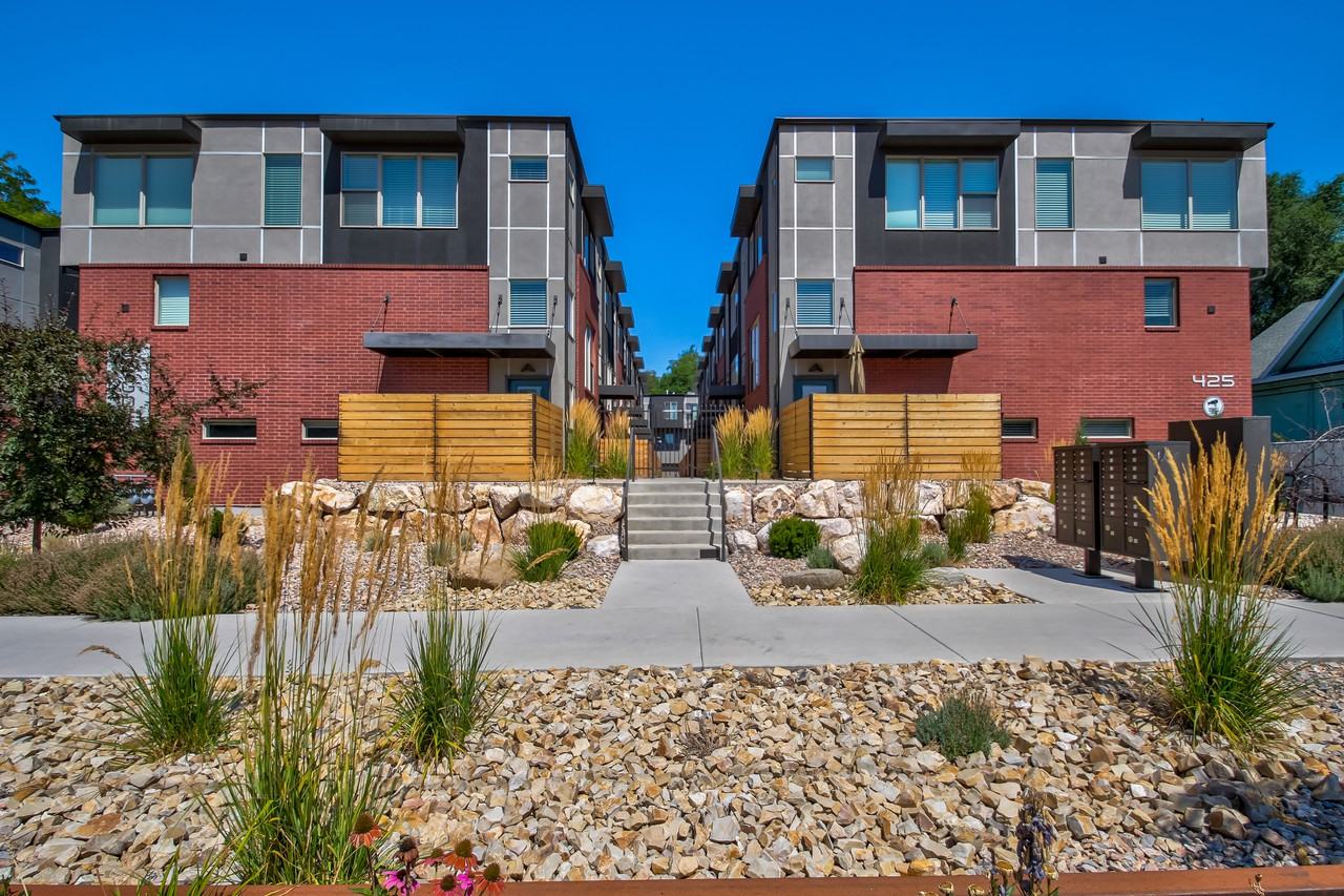 Moda Sego - Photo 2 of 29