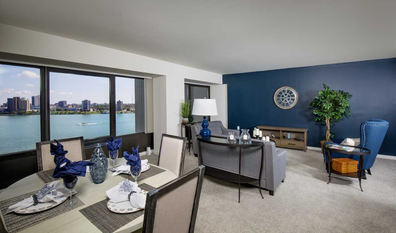 Riverfront Towers - Photo 5 of 103