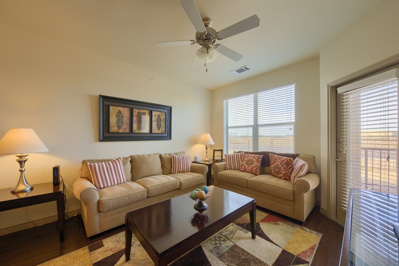 Midway Station Apartments - Photo 4 of 28