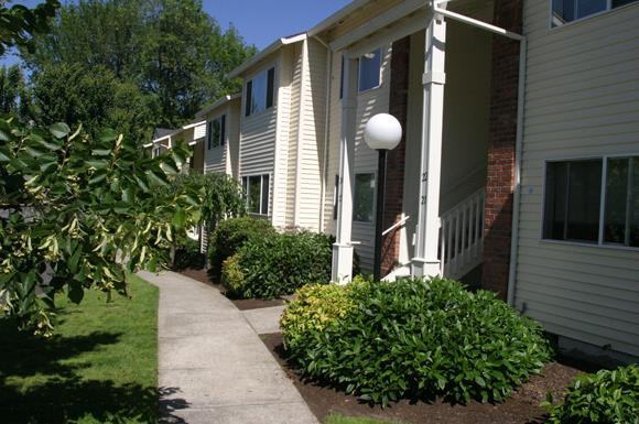 Redwood Terrace Apartments 2040 N Redwood St, Canby, OR 97013 Zumper