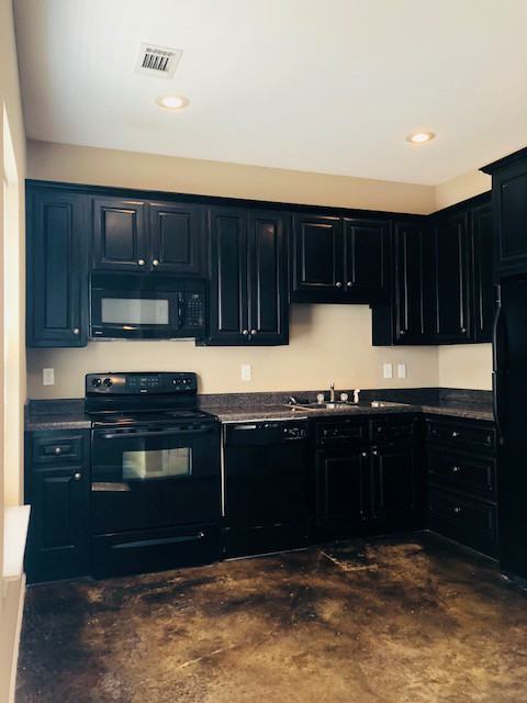 950 E Craighead Forest Rd #114 - Photo 7 of 13