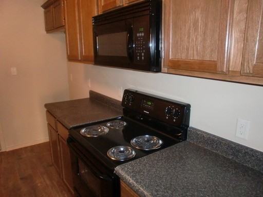 100 S 4th St - Photo 3 of 9