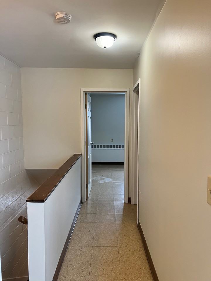 1627 E 29th St #1627 - Photo 4 of 9