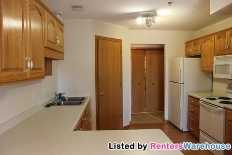 7150 Excelsior Way - Photo 3 of 14