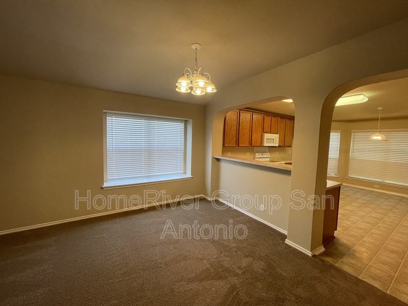 7735 Beechnut Oak - Photo 3 of 16