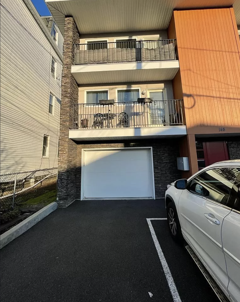 148 Oakwood Avenue #A - Photo 2 of 16