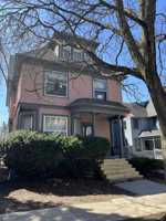 featured image of 332 E Jefferson St #3