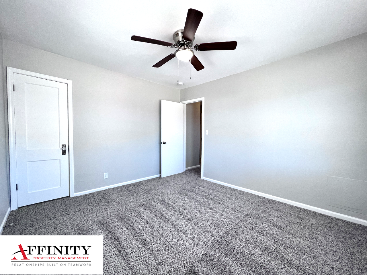 4312 Holly St #2 - Photo 5 of 10