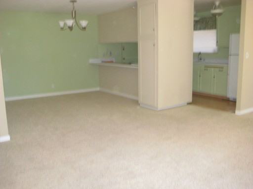 734 Bantry Ct - Photo 3 of 8