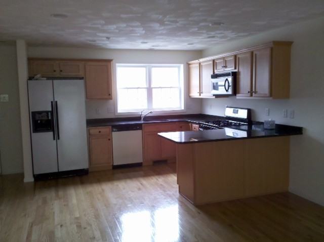 18 Dale St #8C - Photo 3 of 6