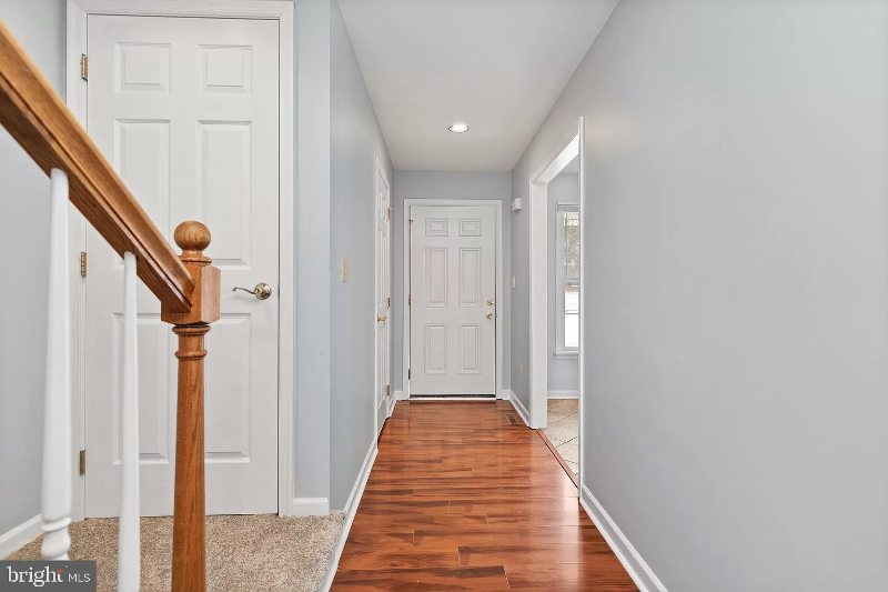 4094 Darius Dr - Photo 2 of 21