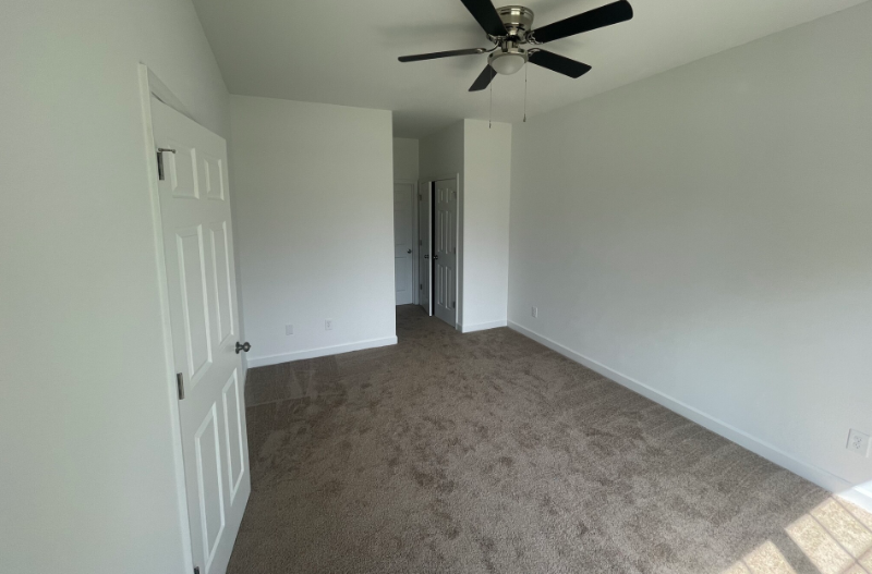 1105 Elwell Ave - Photo 3 of 13