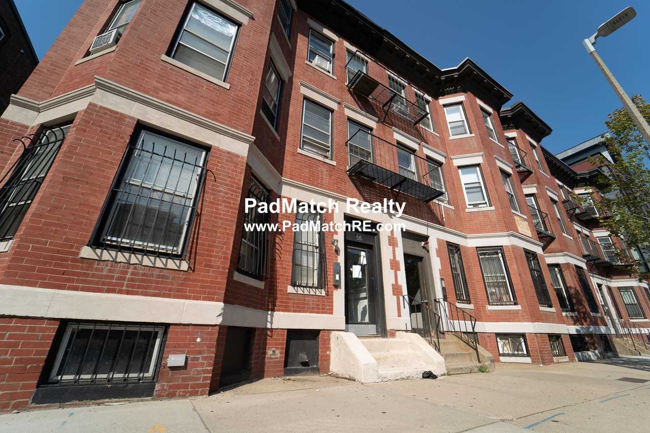 53 S Huntington Ave #201
