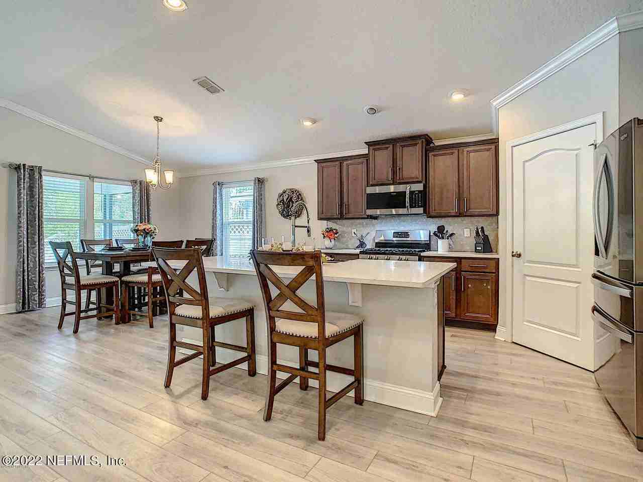 132 Balmoral Castle Dr - Photo 3 of 10