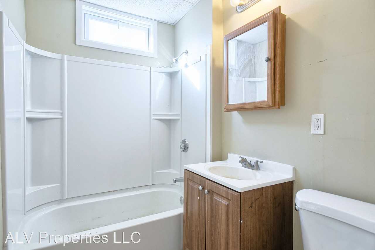 31 Simon Street - Photo 3 of 14