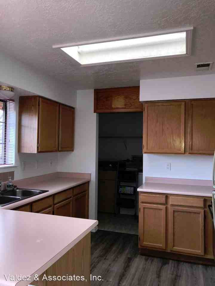 2430 Agua Fria St - Photo 3 of 8