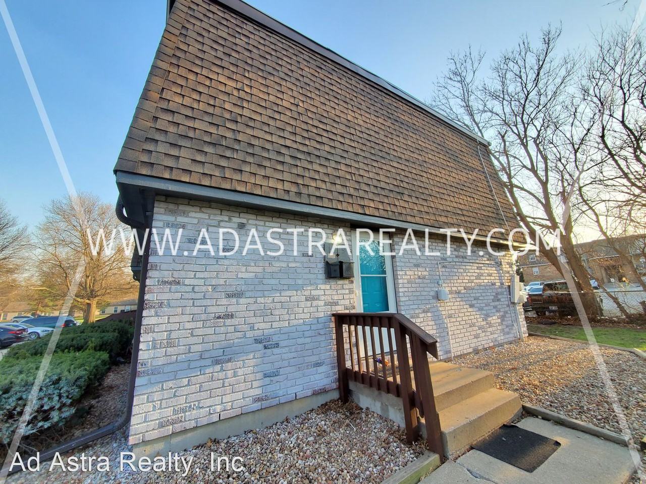 1712 and 1716 E Cedar St Apartments in Havencroft, Olathe, KS 66062