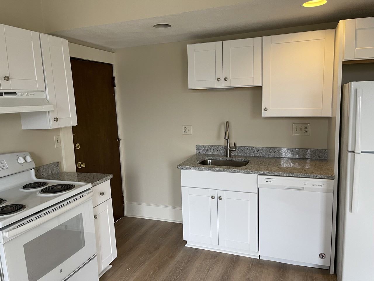 111 Main St #4